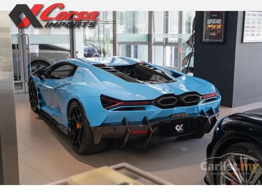 2025 Lamborghini Revuelto Coupe