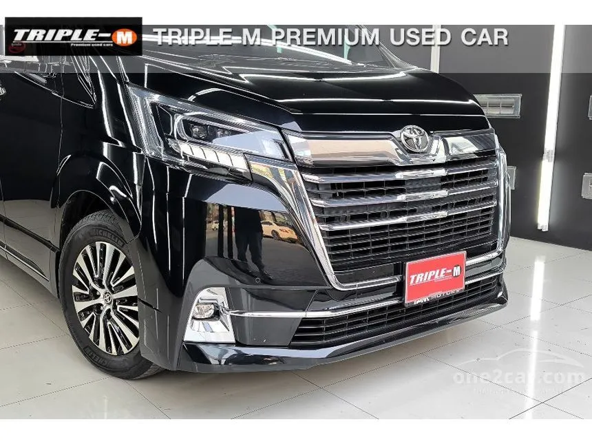 2021 Toyota Majesty Standard Van
