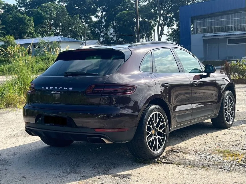 2015 Porsche Macan SUV