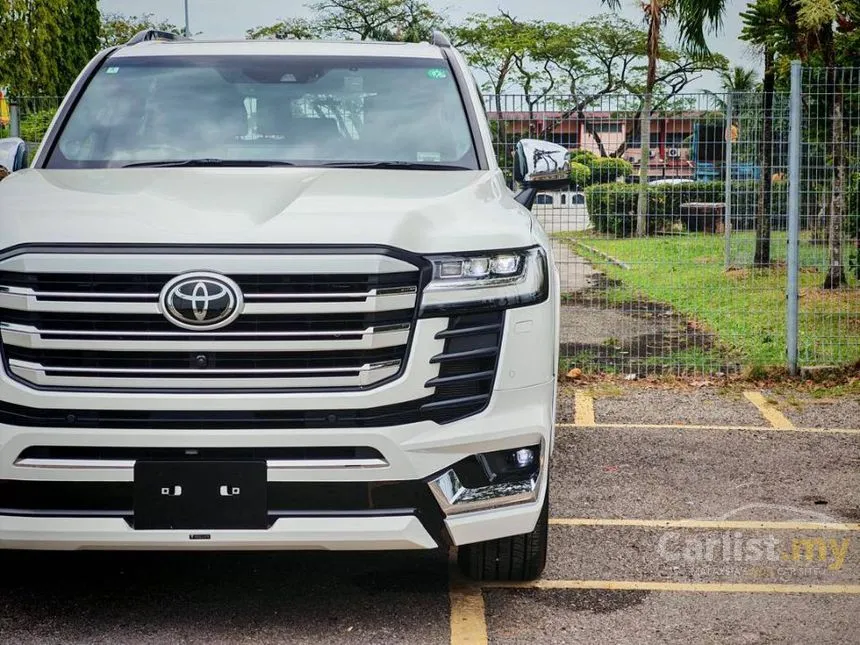 2023 Toyota Land Cruiser J300 ZX Modellista 7 Seater SUV
