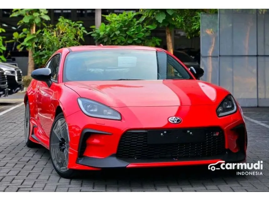 Jual Mobil Toyota GR 86 2024 2.4 di Jawa Timur Automatic Coupe Merah Rp 1.114.000.000