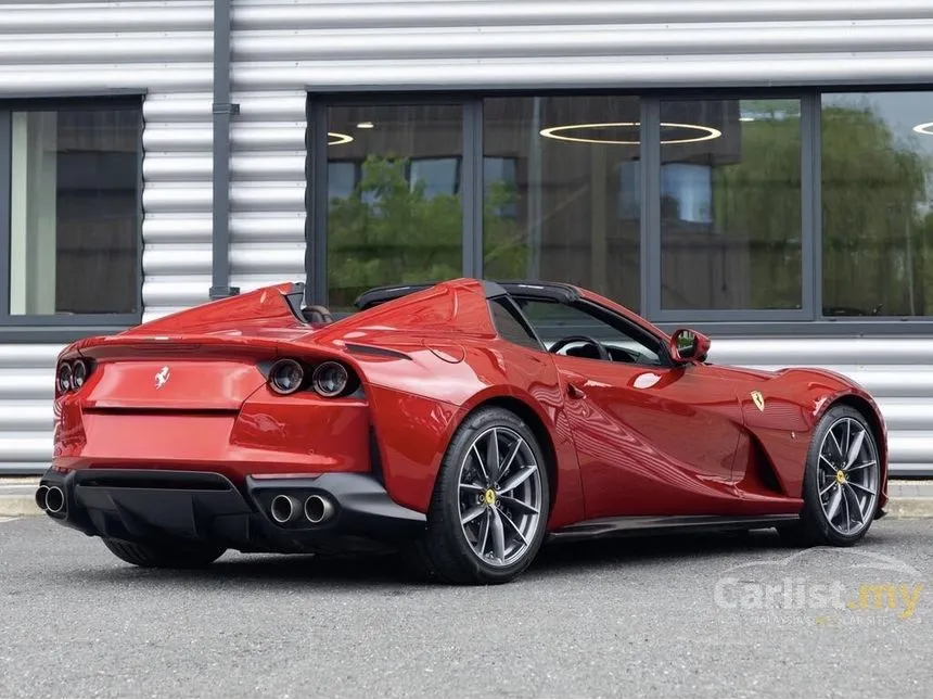 2021 Ferrari 812 Superfast Coupe
