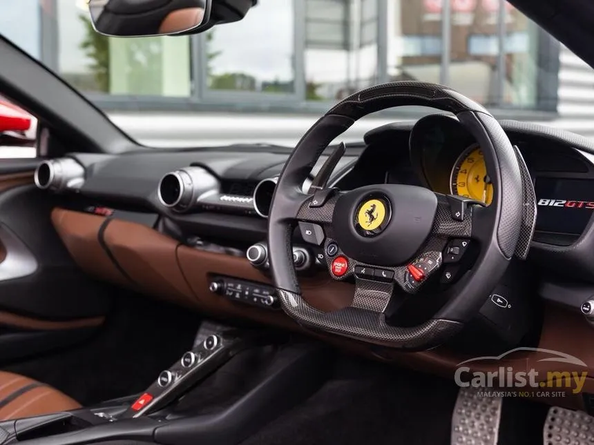 2021 Ferrari 812 Superfast Coupe