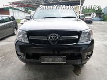 2008 Toyota Hilux 2.5 G Pickup Truck -- WELL MAINTAINED --