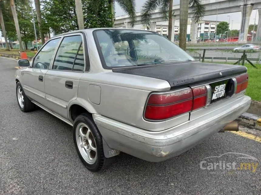 1991 Toyota Corolla SE Sedan