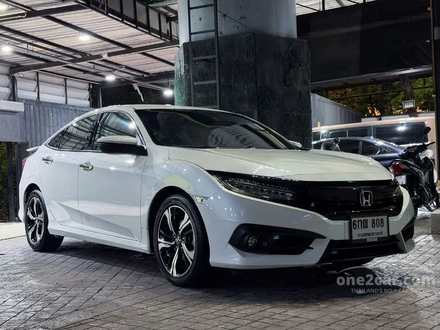 2017 Honda CIVIC Turbo RS Sedan