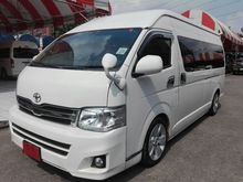 2011 Toyota Hiace 2.5 COMMUTER (ปี 05-16) D4D Van