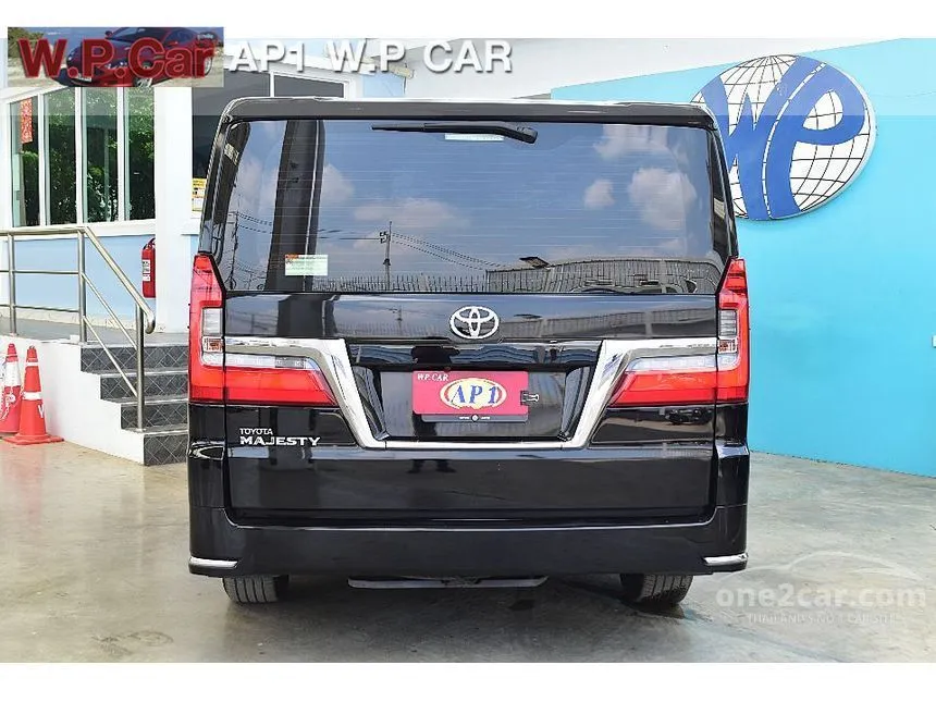 2021 Toyota Majesty Premium Van