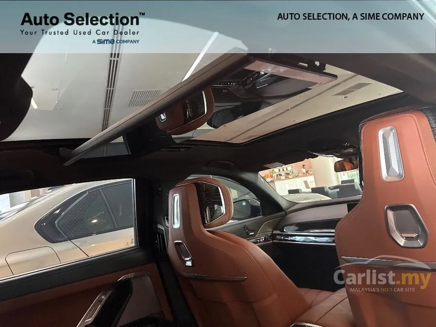 2024 BMW 750e xDrive M Sport Pure Excellence Sedan