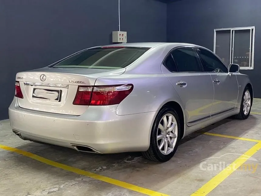 2007 Lexus LS 460L Sedan