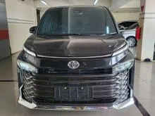 2025 Toyota Voxy 2,0 (Premium Color) MPV Gliter Black Harga Termurah Call me