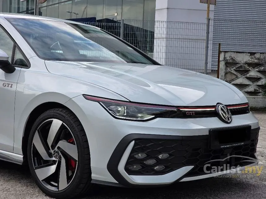 2025 Volkswagen Golf GTI IQ.Drive Hatchback