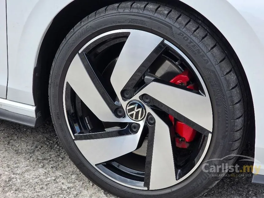 2025 Volkswagen Golf GTI IQ.Drive Hatchback