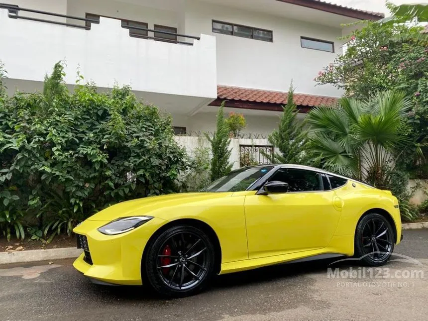 Jual Mobil Nissan Z 2022 Sport 3.0 di DKI Jakarta Automatic Coupe Kuning Rp 1.899.000.000