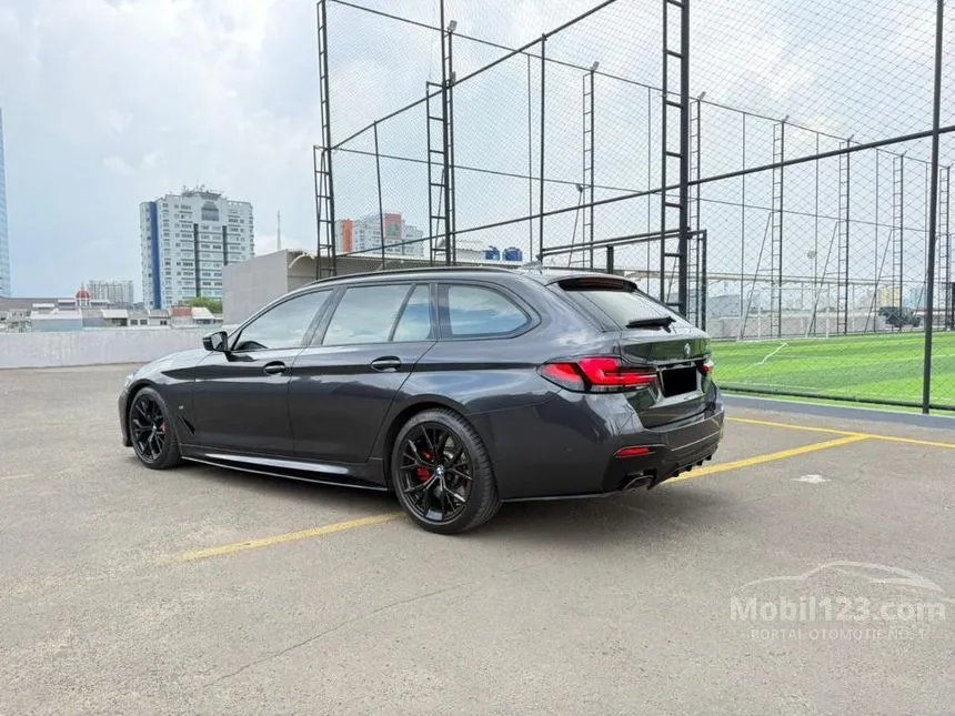 2023 BMW 530i M Sport Touring Wagon
