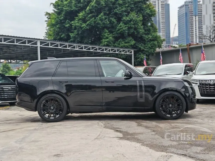 2024 Land Rover Range Rover Autobiography SUV