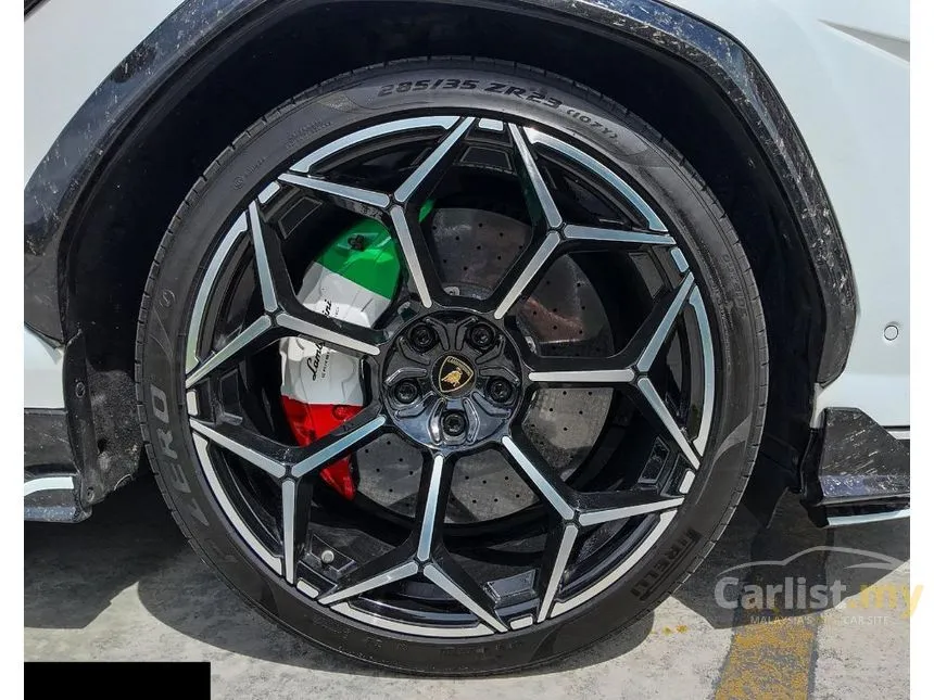 2019 Lamborghini Urus SUV