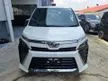 Recon 2020(4.5)Toyota Voxy 2.0 ZS Kirameki Edition MPV