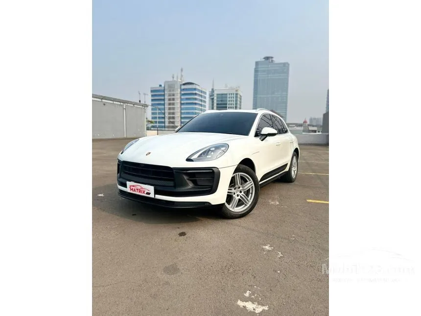 2016 Porsche Macan SUV