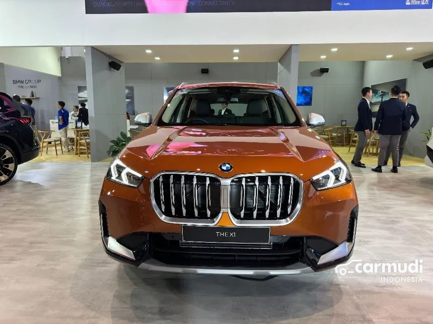 Jual Mobil BMW X1 2025 sDrive18i xLine 1.5 di Jawa Barat Automatic SUV Lainnya Rp 1.015.000.000