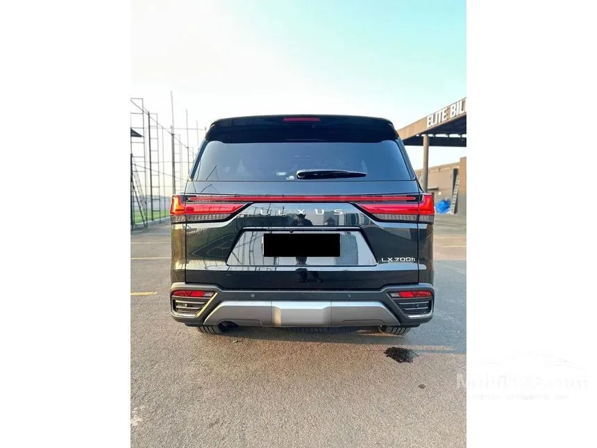 2026 Lexus LX 700h SUV