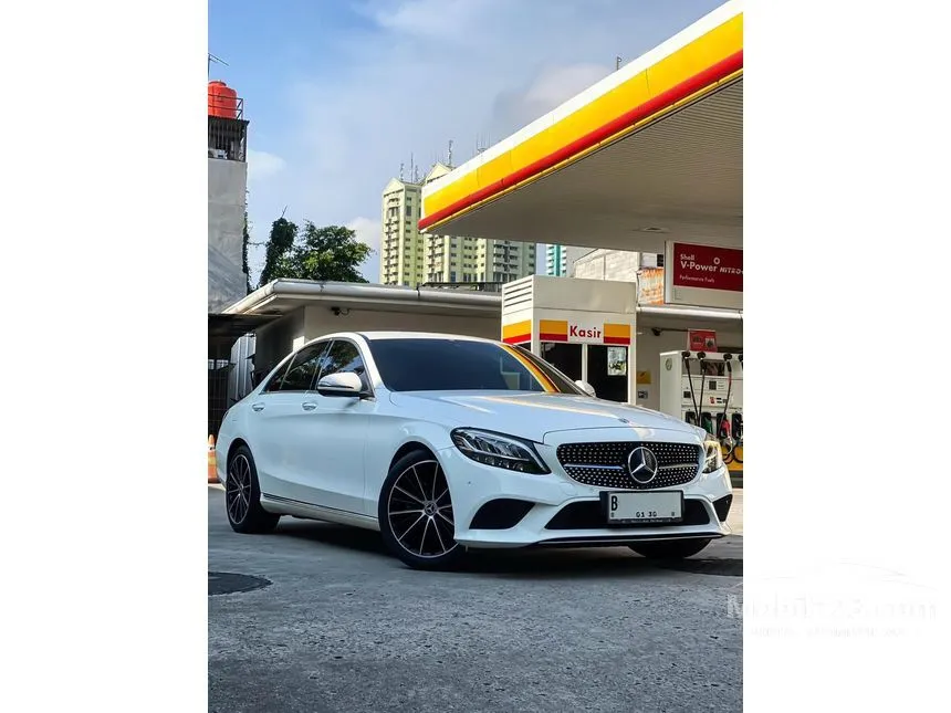 2018 Mercedes-Benz C300 AMG Line CKD Sedan