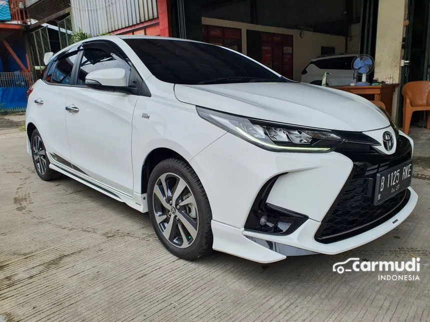 2022 Toyota Yaris S GR Sport Hatchback