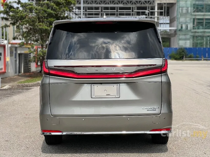 2024 Lexus LM 500h Version L 6 Seater MPV