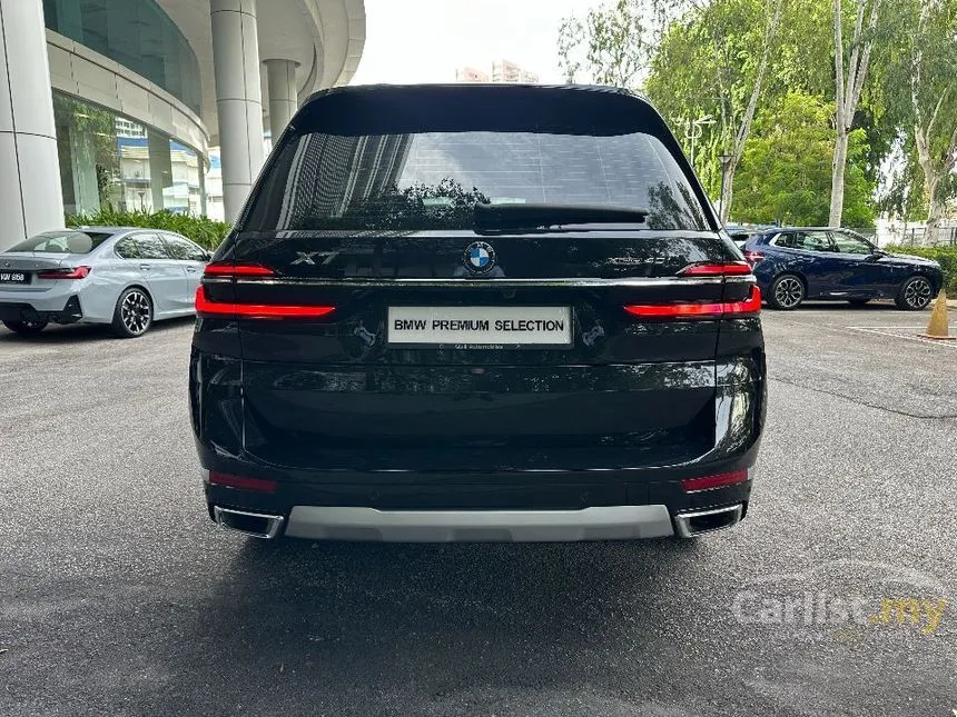 2025 BMW X7 xDrive40i Pure Excellence SUV