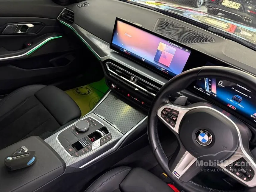 2024 BMW 330i M Sport Pro Sedan