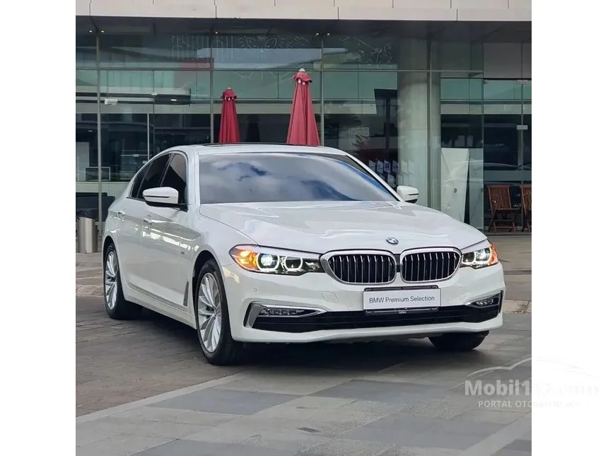 Jual Mobil BMW 530i 2017 Luxury 2.0 di DKI Jakarta Automatic Sedan Putih Rp 699.000.000