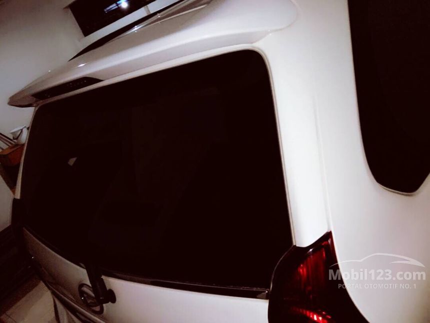 2014 Daihatsu Xenia R ATTIVO MPV