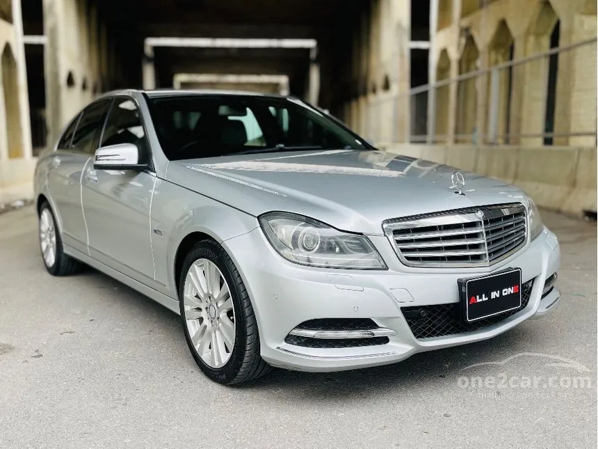 2011 Mercedes-Benz C200 CGI Sedan