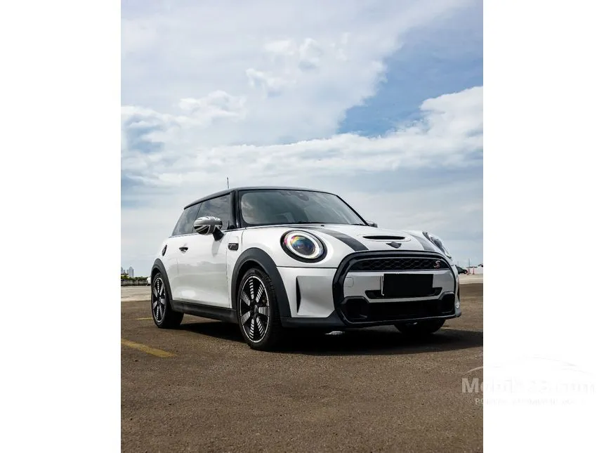 Jual Mobil MINI Cooper 2021 S 3 Door 2.0 di DKI Jakarta Automatic Hatchback Silver Rp 765.000.000