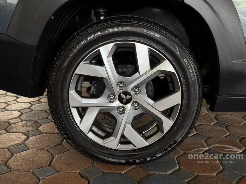 2023 Mitsubishi Xpander Cross Wagon
