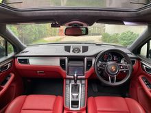 PRICE CAN NEGO!!! UNREGISTER!!! Porsche Macan 3.6 V6 Turbo , CHRONO , BOSE SOUND SYSTEM , RED COLOUR INTERIOR , CRAZY PRICE DONT MISS OUT!!!