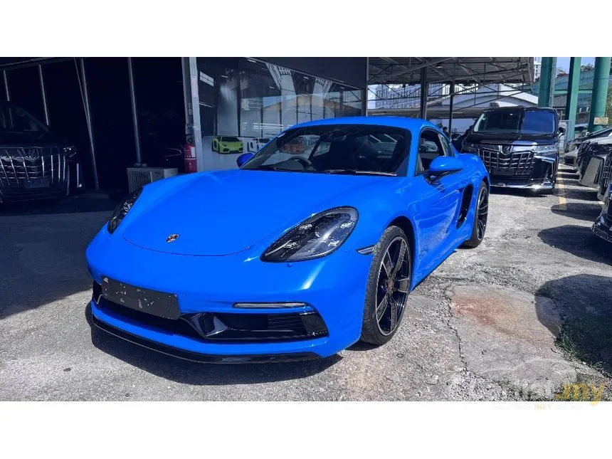 2022 Porsche 718 Cayman Coupe