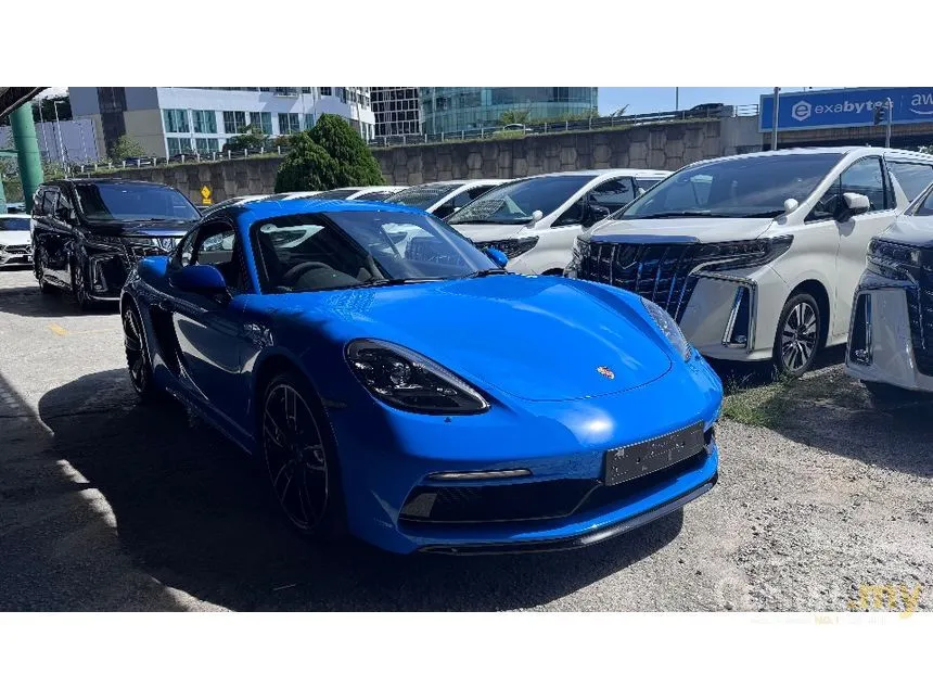 2022 Porsche 718 Cayman Coupe