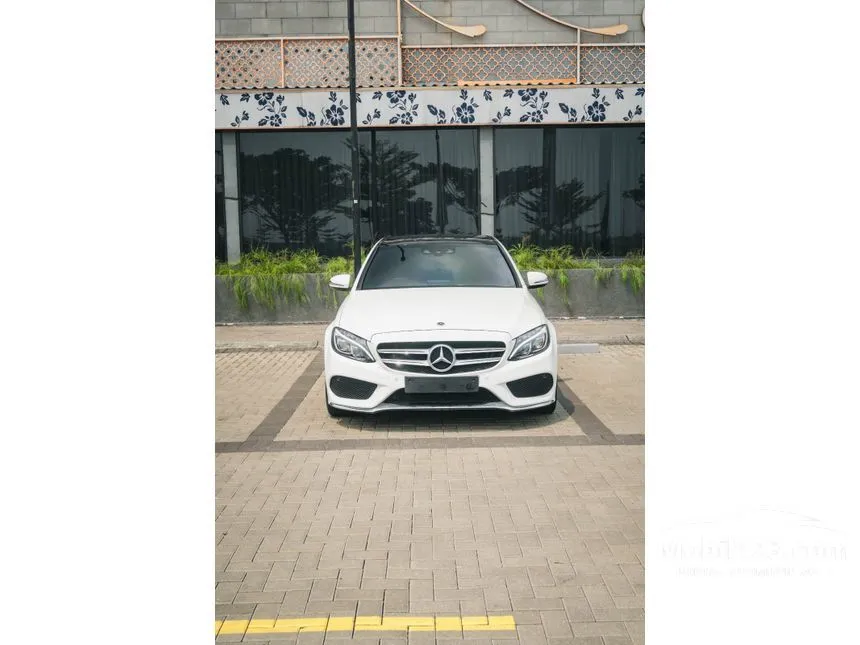 2018 Mercedes-Benz C300 AMG Line Sedan