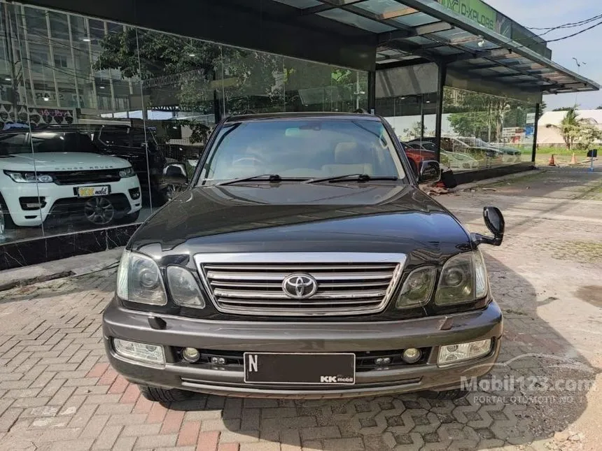 2005 Toyota Land Cruiser Cygnus V8 Wagon