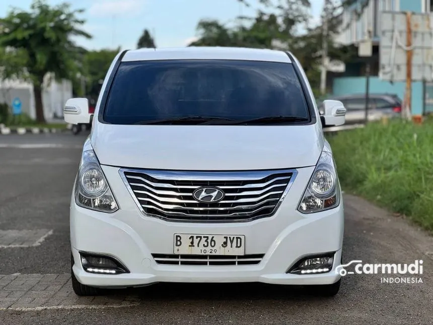 2015 Hyundai H-1 XG Next Generation MPV