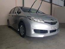 2014 Toyota Wish 1.8 X PUSH START KEYLESS 1 YEAR WARRANTY