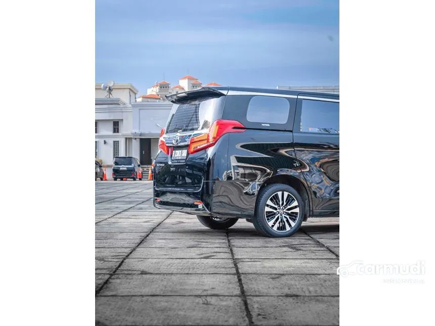 2019 Toyota Alphard X MPV