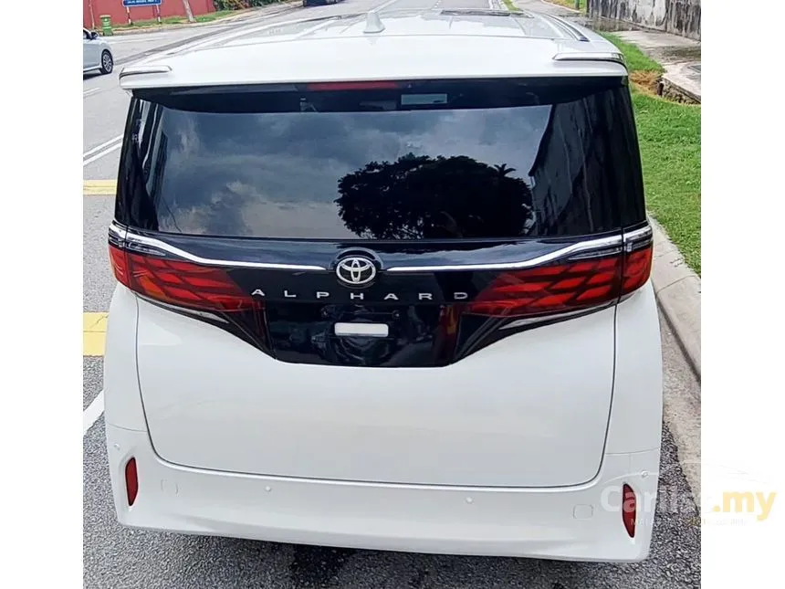 2024 Toyota Alphard Z 7-Seater MPV