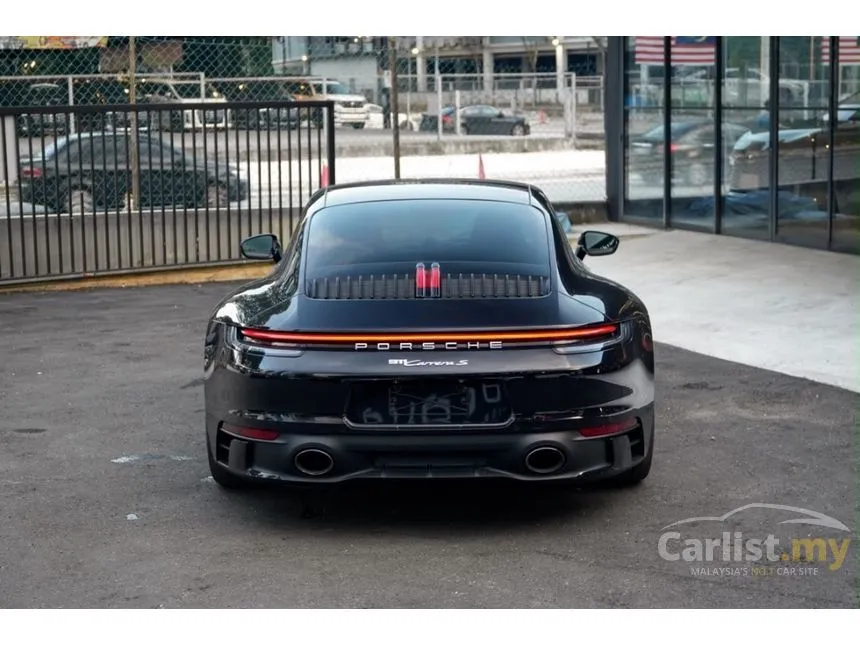 2022 Porsche 911 Carrera S Coupe