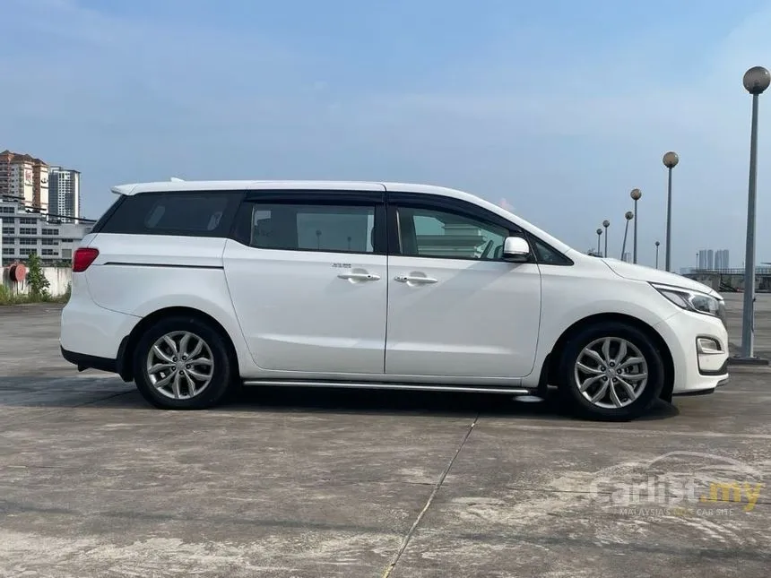 2019 Kia Grand Carnival CRDi 8 Seater MPV