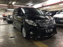 2013 Toyota Alphard 2.4 sc aless Kondisi sangat prima dan istimewa.. Harga nego.. Di jamin terbaik..