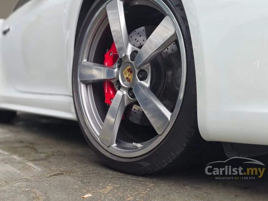 2020 Porsche 911 Carrera 4S Coupe