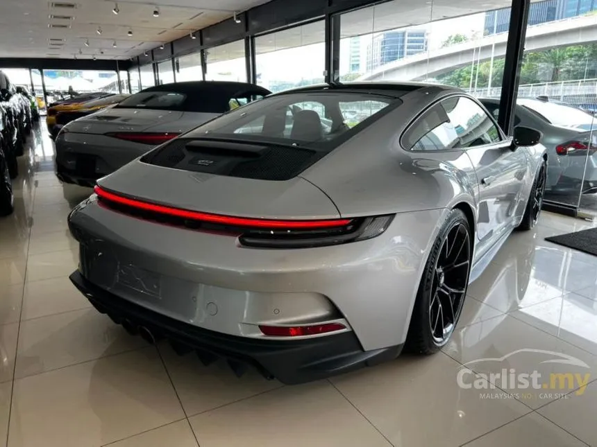 2022 Porsche 911 GT3 Touring Coupe