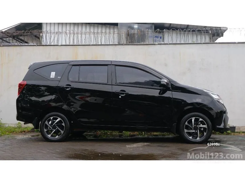 2023 Daihatsu Sigra R MPV
